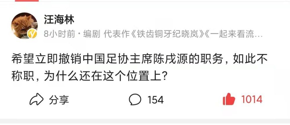 众主演置身于严酷肃杀的黑色背景之中，体现出严酷的谍战气氛以及众人背负各自使命挣扎前行的艰辛